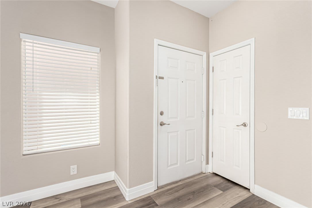 5856 Golden Wing Street – photo 4