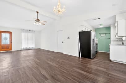 8408 Maine Drive – photo 4
