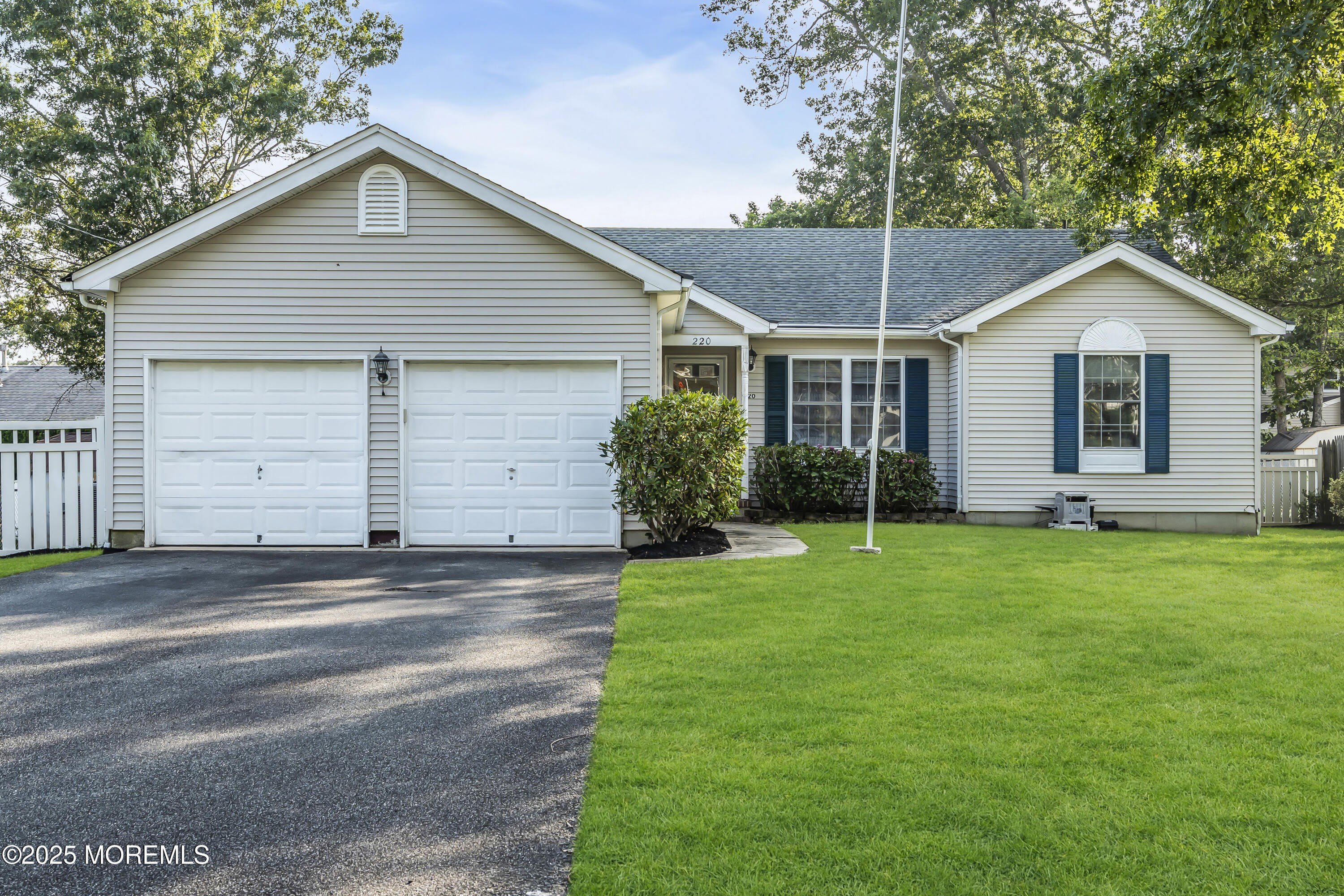 220 Middie Lane – photo 1