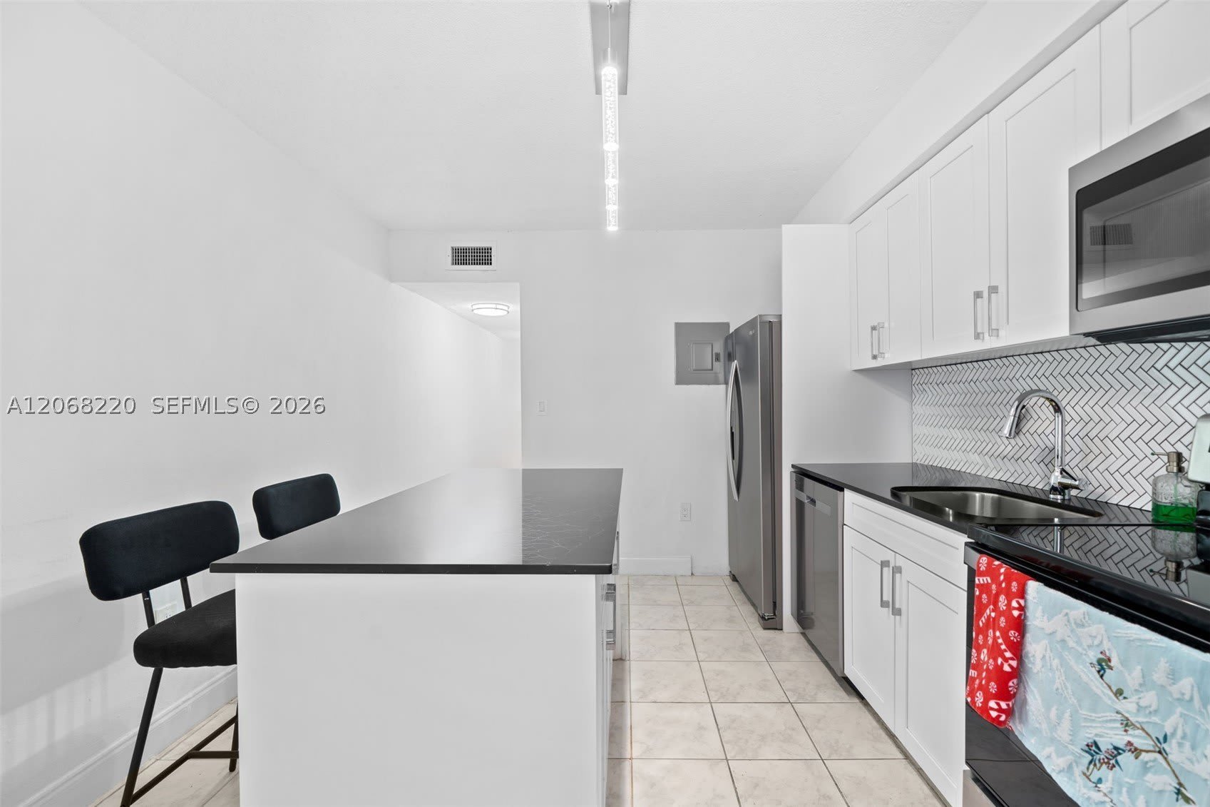 515 SW 3rd St – photo 5