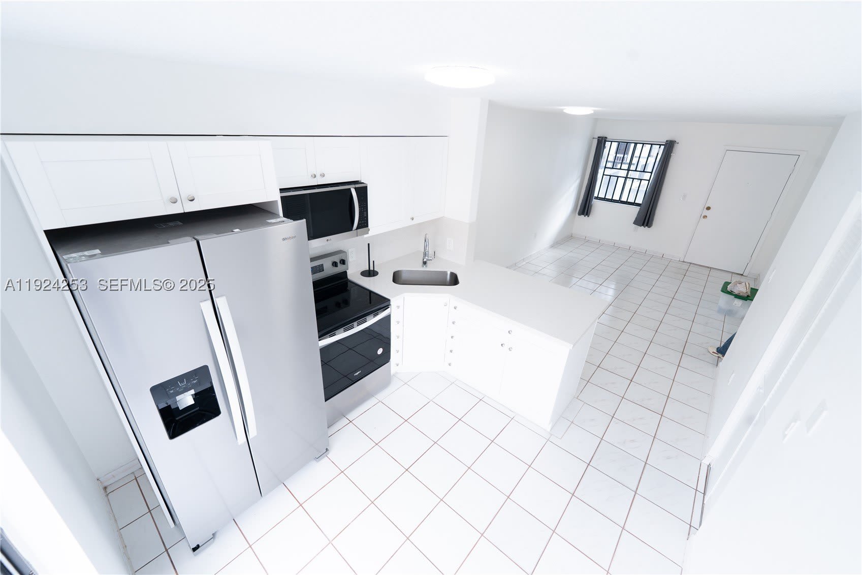 5300 W 21st Ct – photo 2