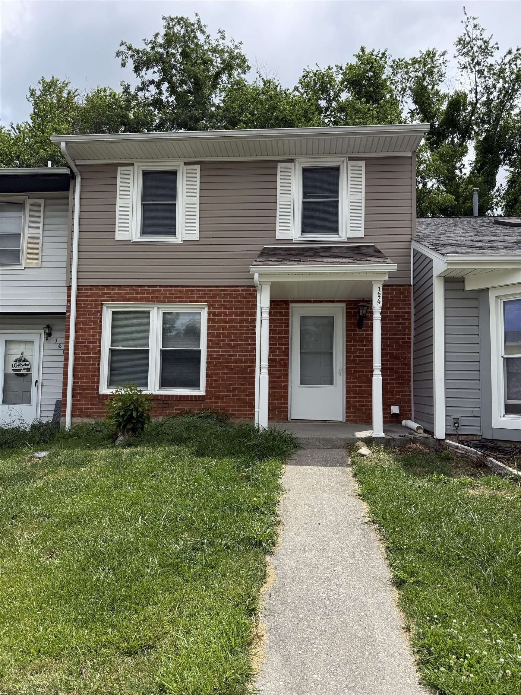 1679 York Drive – photo 1