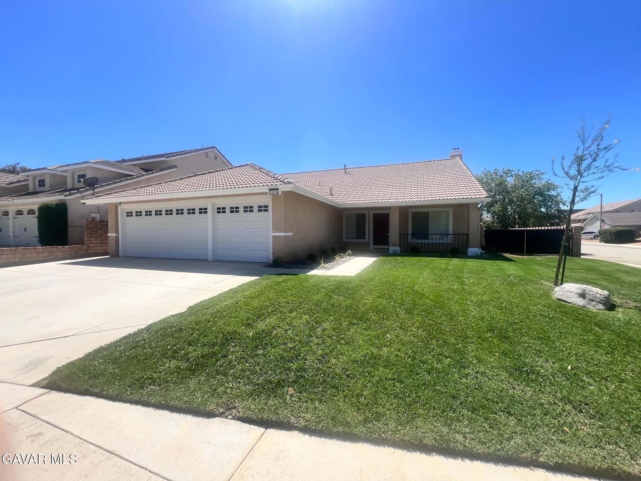 39939 Guita Court – photo 1