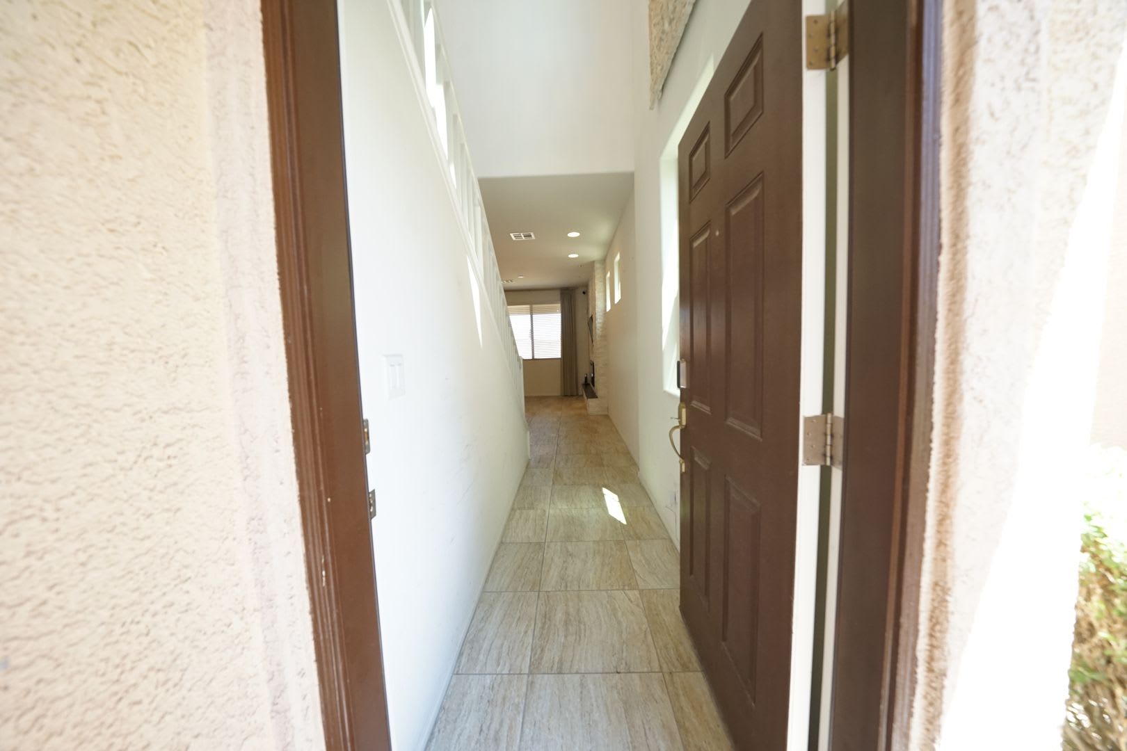 SHOWINGS AVAILABLE NOW – photo 3