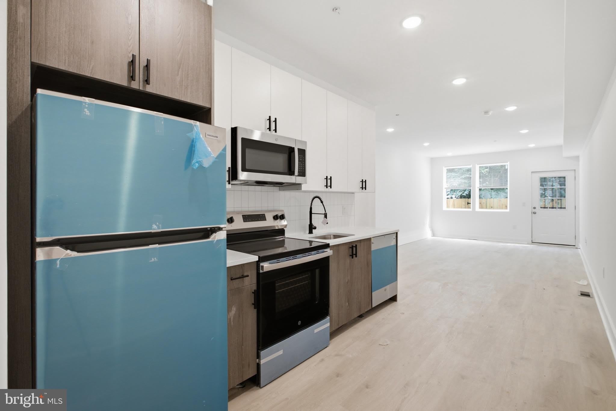 3974 RENO Street – photo 1