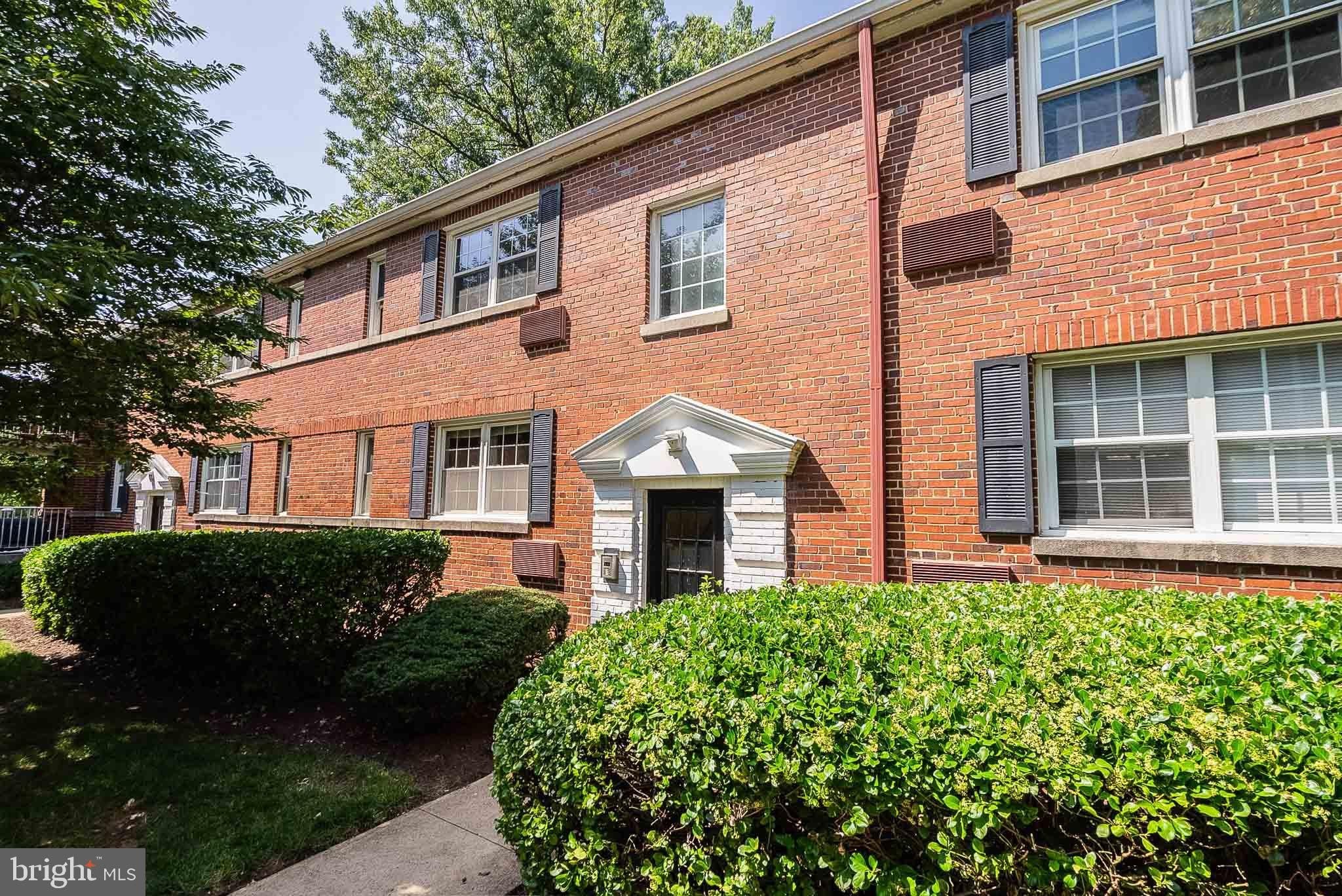 4374 N PERSHING Drive – photo 3