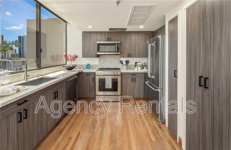 1114 Punahou Street – photo 4