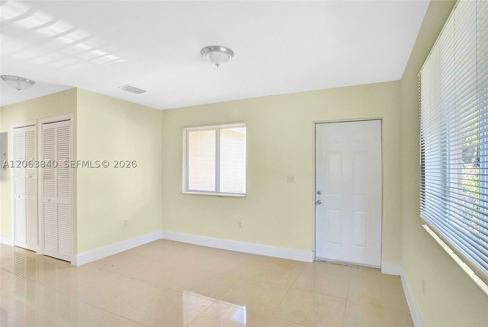 4643 NW 15th Ct – photo 5