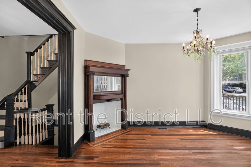 37 Rhode Island Avenue NW – photo 3