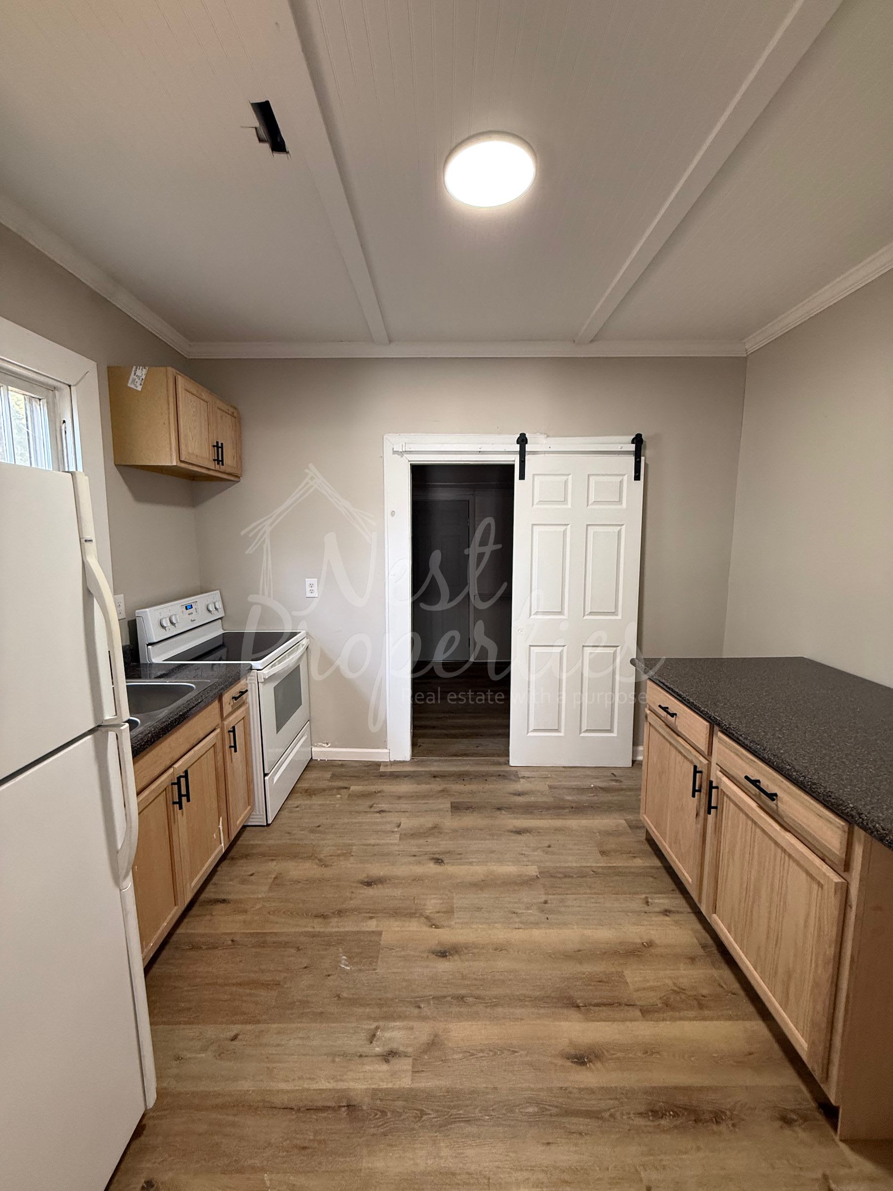 410 Law Street – photo 5