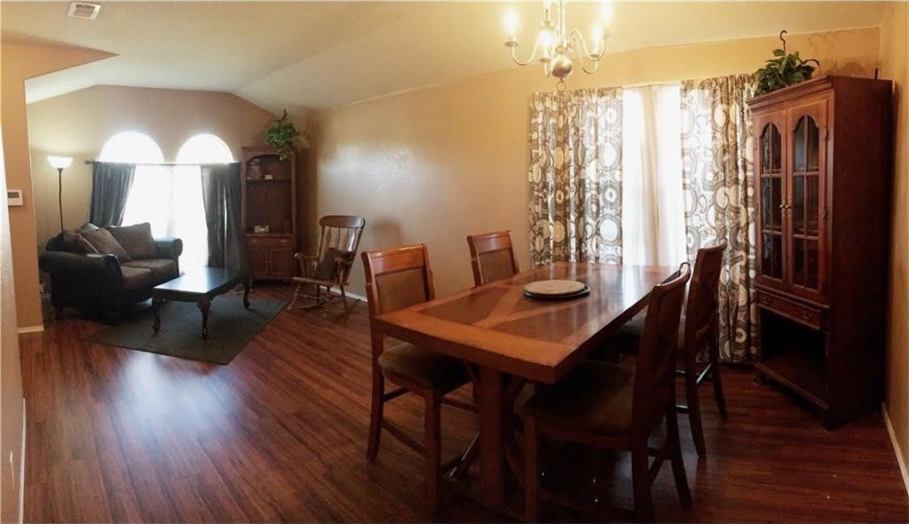 584 Arthur Drive – photo 3