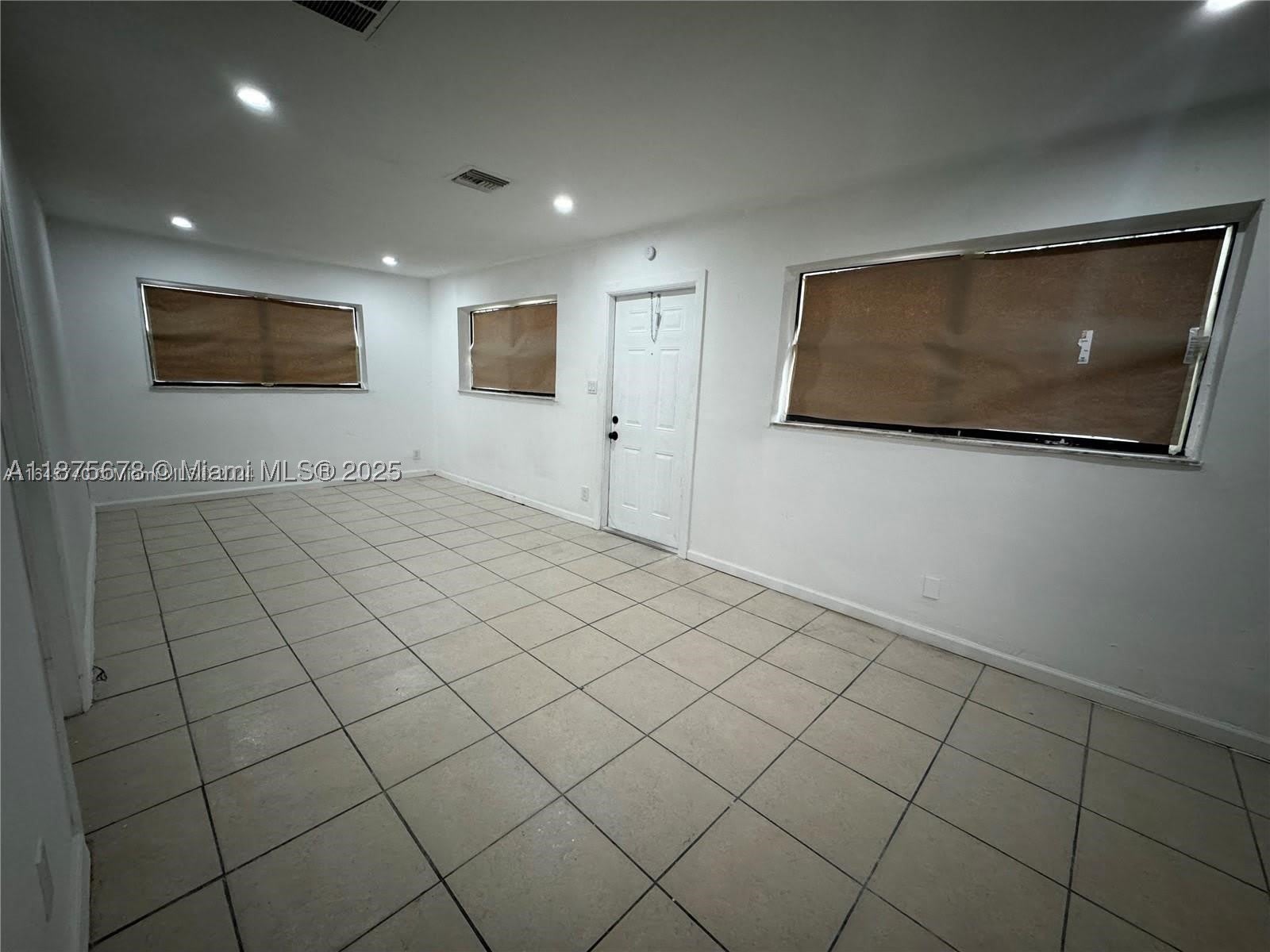 2481 Nw 13Th Ct – photo 4