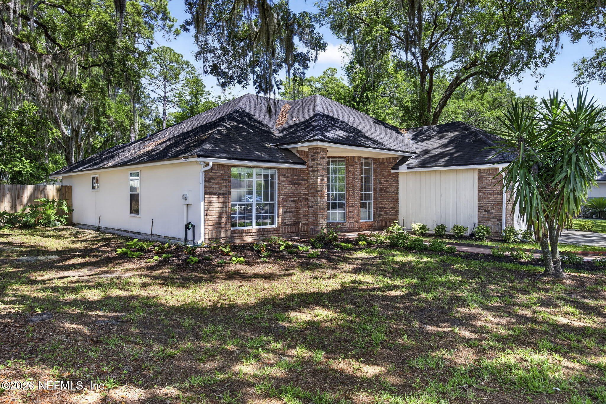 9515 BROKEN OAK Boulevard – photo 2