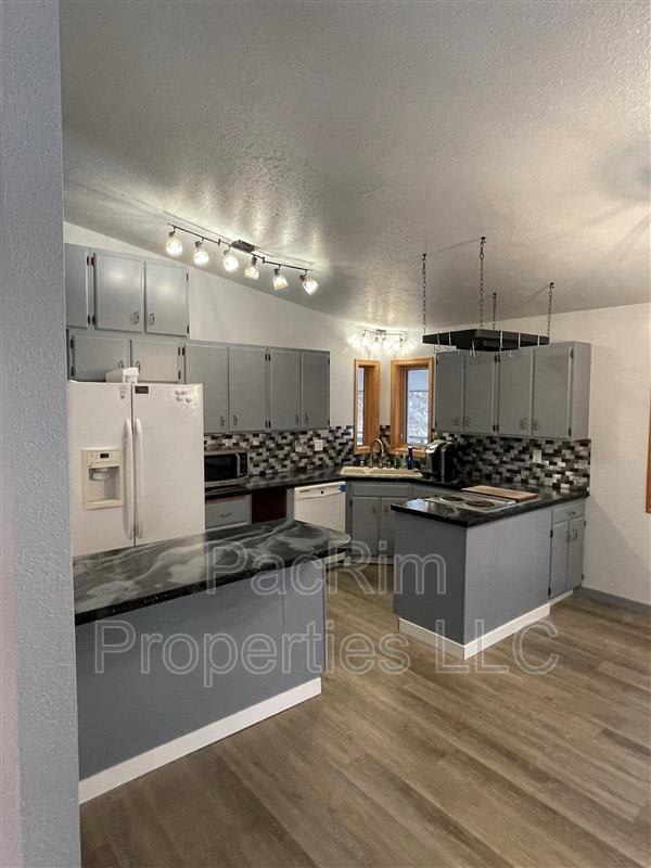 13100 Lupine Road – photo 4