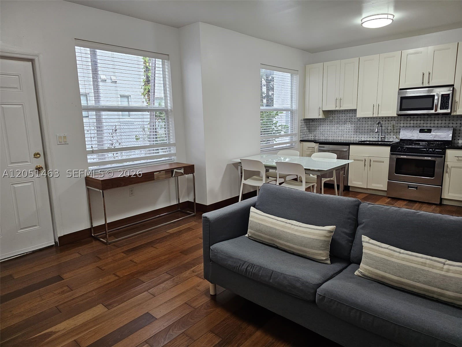 622 15th St – photo 3