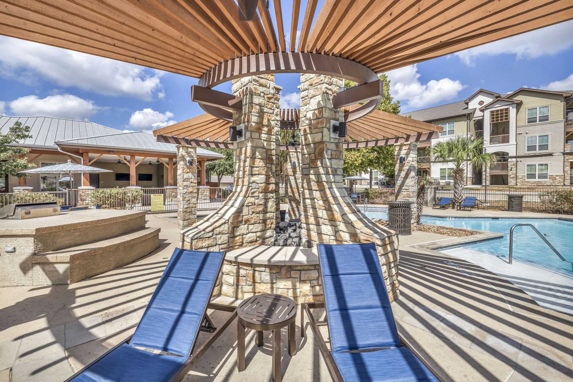 Firewheel Apartments – photo 4