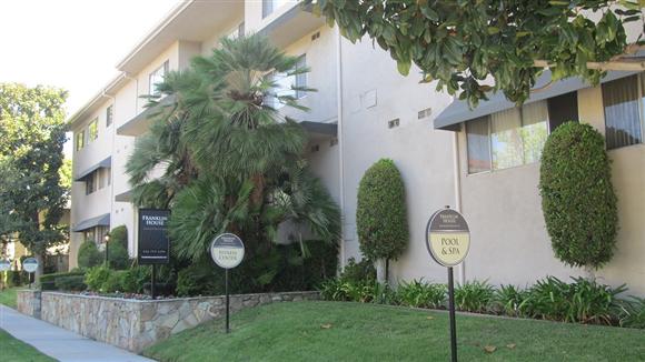Franklin House Apartments – photo 1