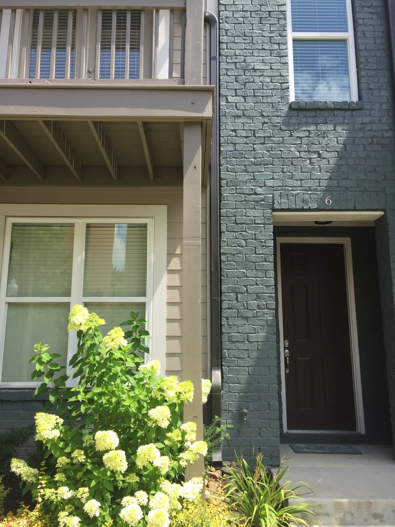 3BR/3.5BA is Right Size, Right Price, and Right Nice at 8th & Wedgewood!!! – photo 1