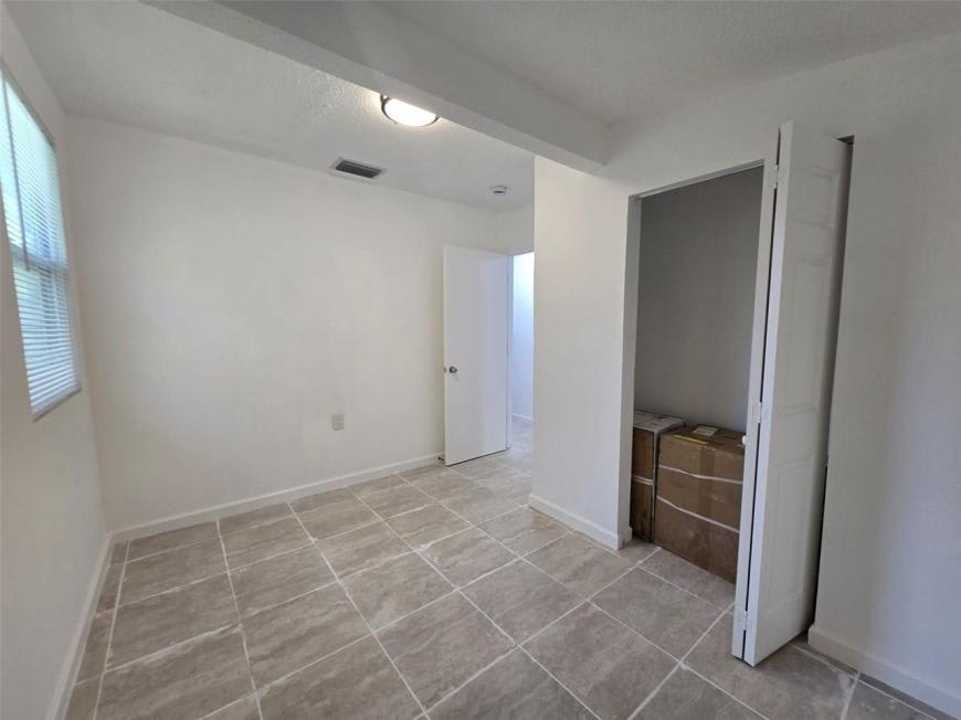 1437 NW 70th St. – photo 4
