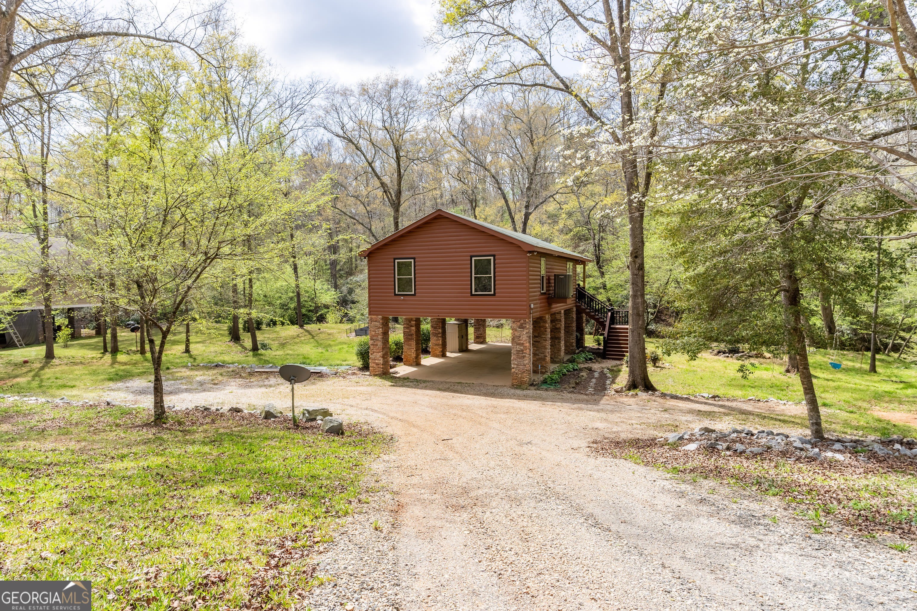 597 Meadow Brook Lane – photo 4