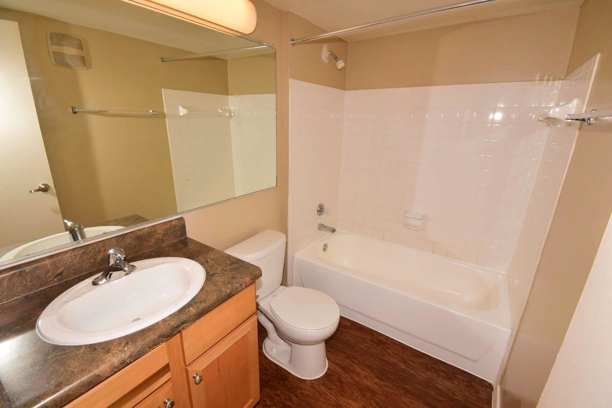 Silver Springs Apartments – photo 2