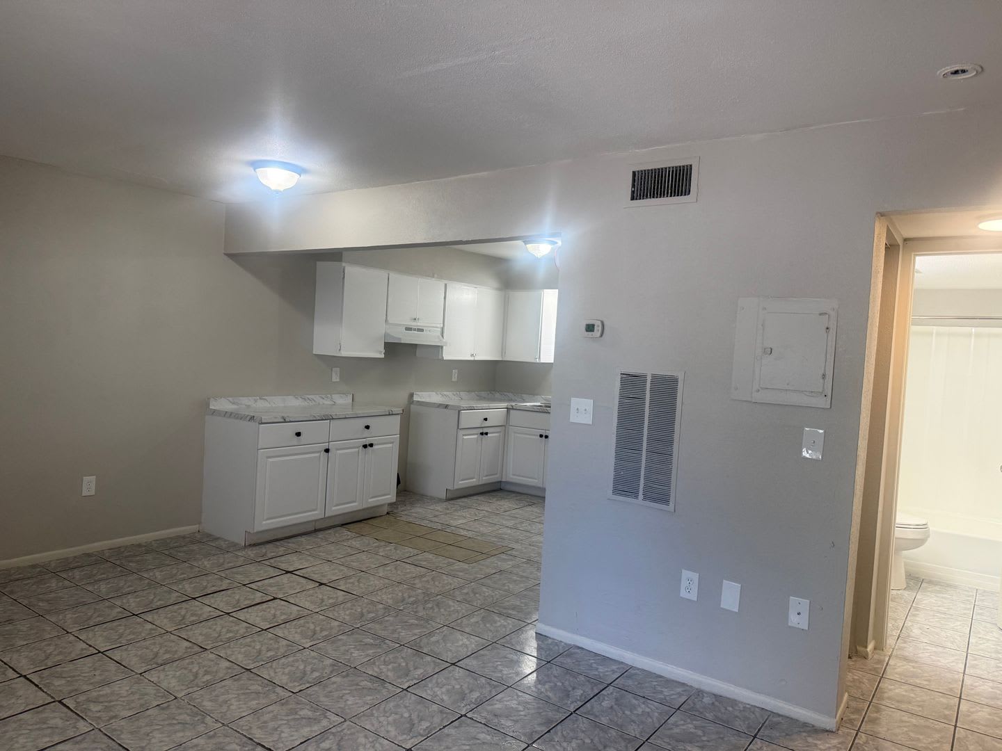 KAI9s 7plex 925 33rd Ave W Bradenton – photo 4