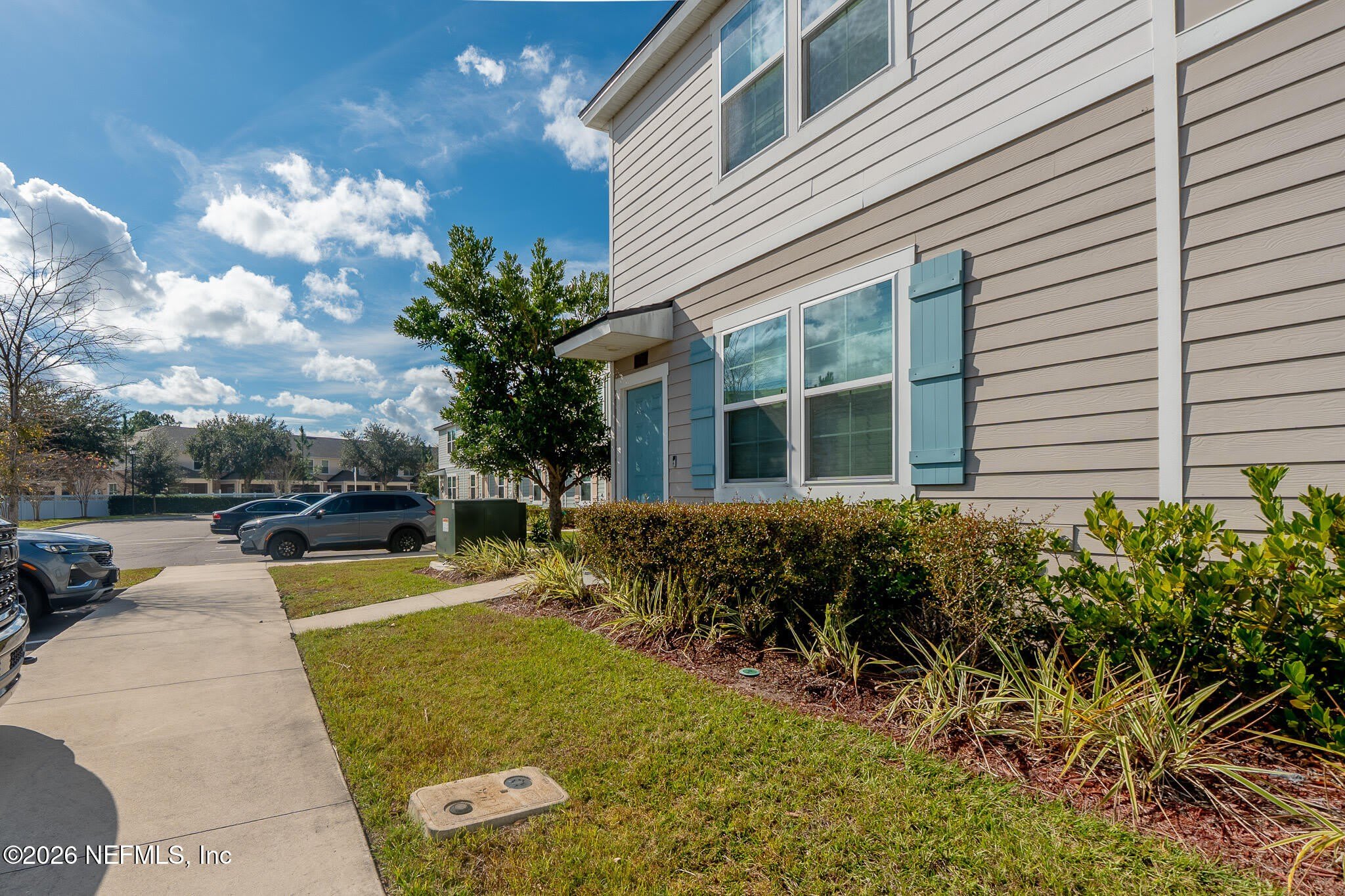 513 SPANISH OAKS Way – photo 3