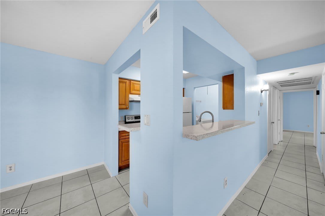 2885 Winkler Avenue – photo 5