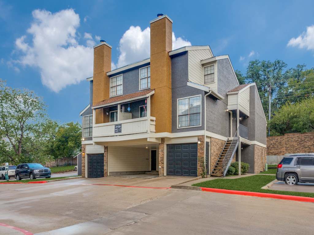Ridgmar Townhomes – photo 5