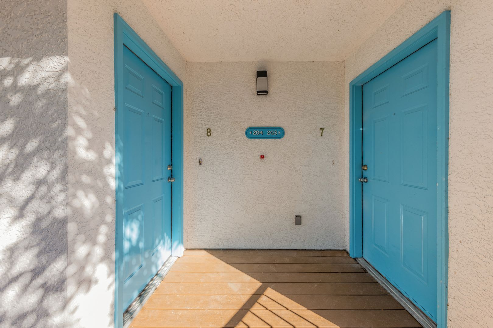 3 Bed / 2 Bath — 3 Balconies + 2 Free Parking Spots — $3,300/mo – photo 3