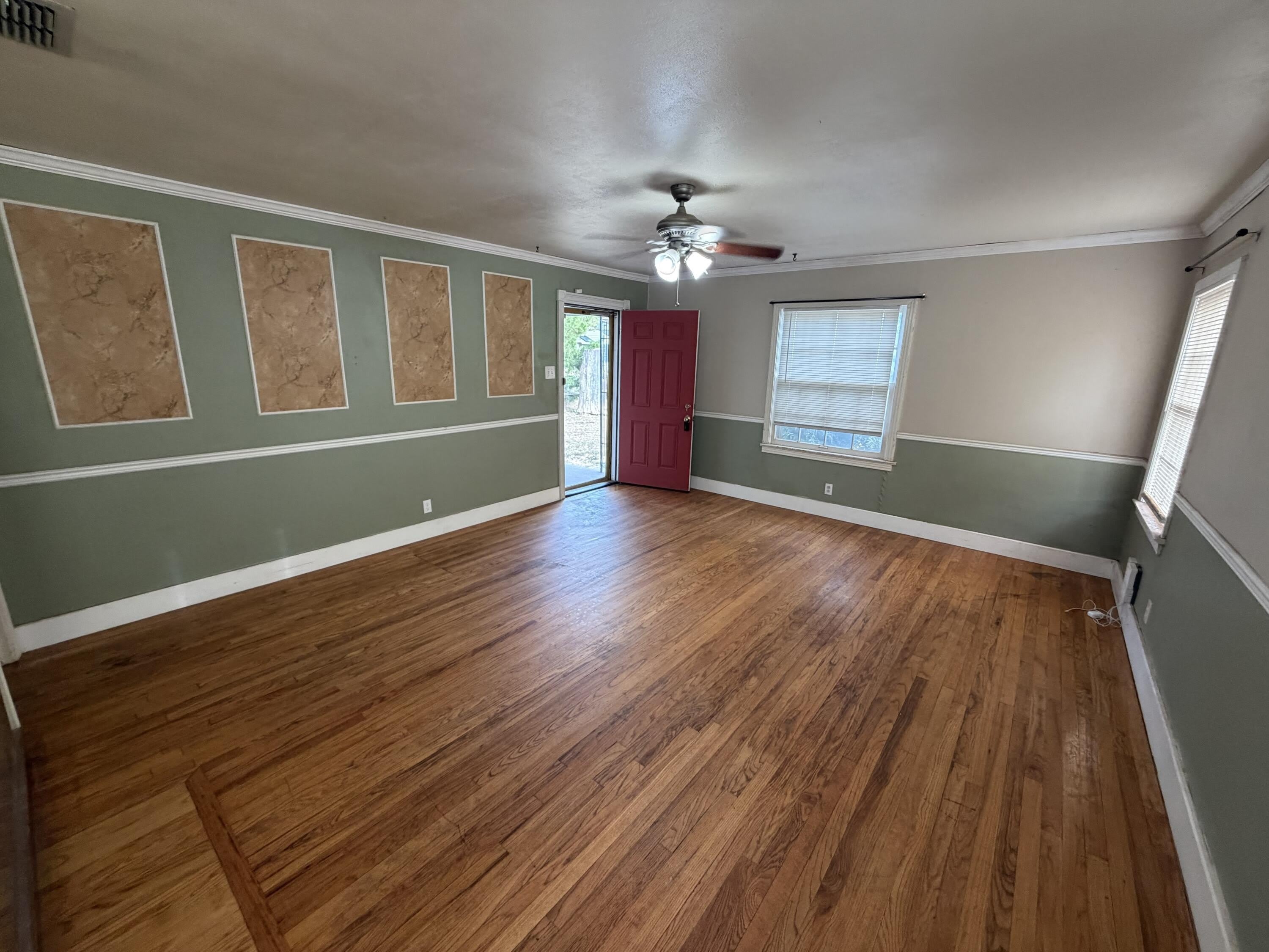 2418 29Th Street – photo 3