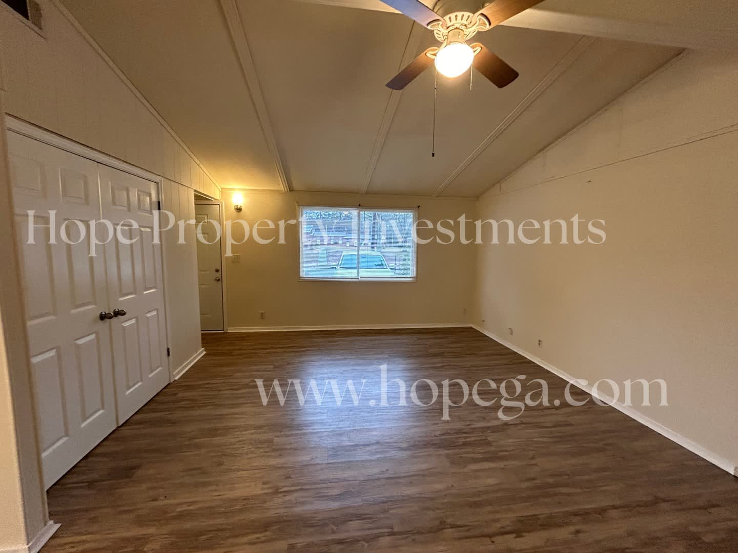 NEWNAN- 73 Spence Ave 3 Bedroom 1 Bath – photo 3