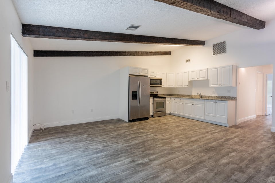 5847 South 37th Street – photo 3