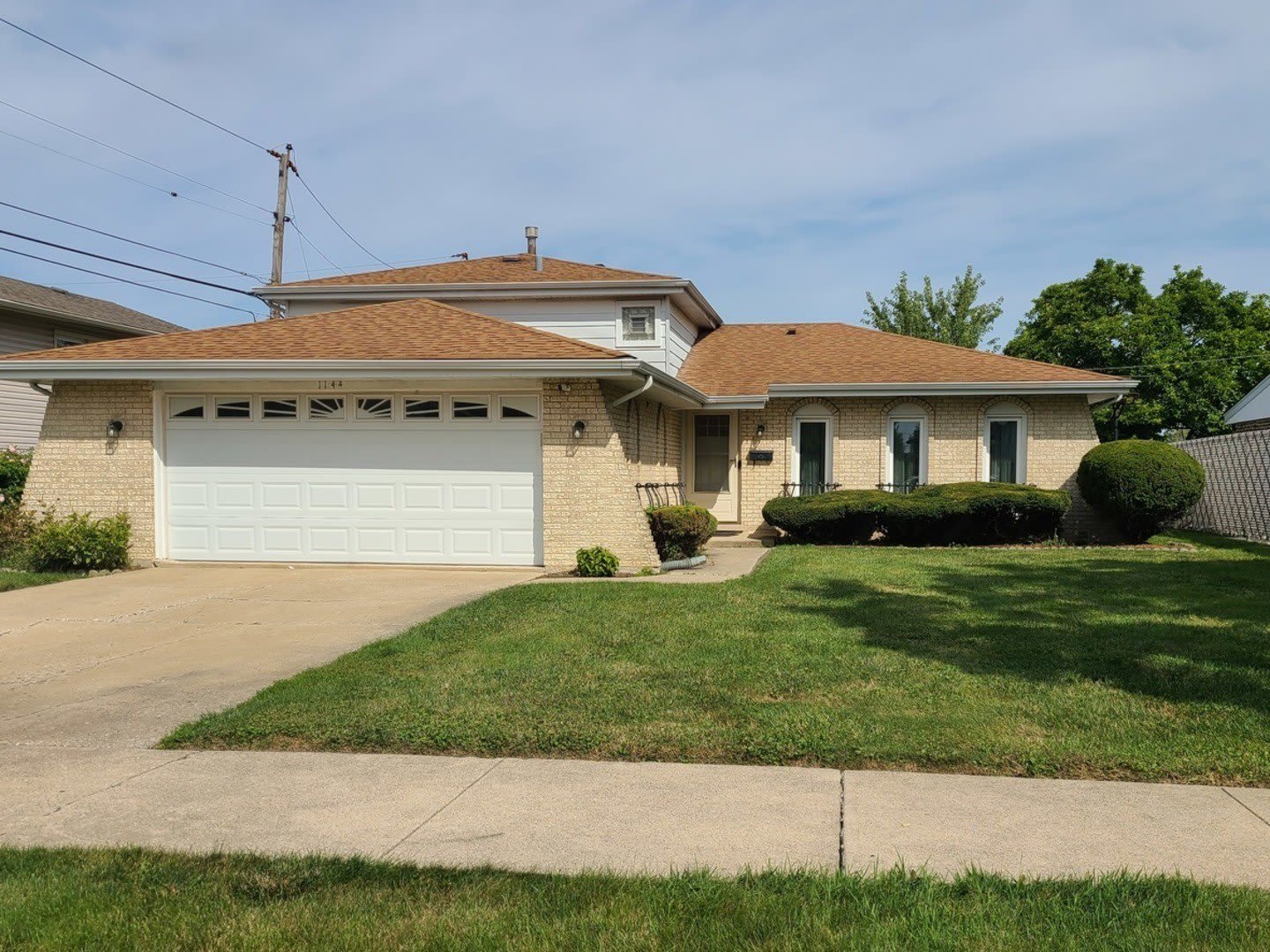 1144 E 160th Place – photo 1