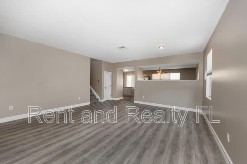 12107 Fern Haven Avenue – photo 2