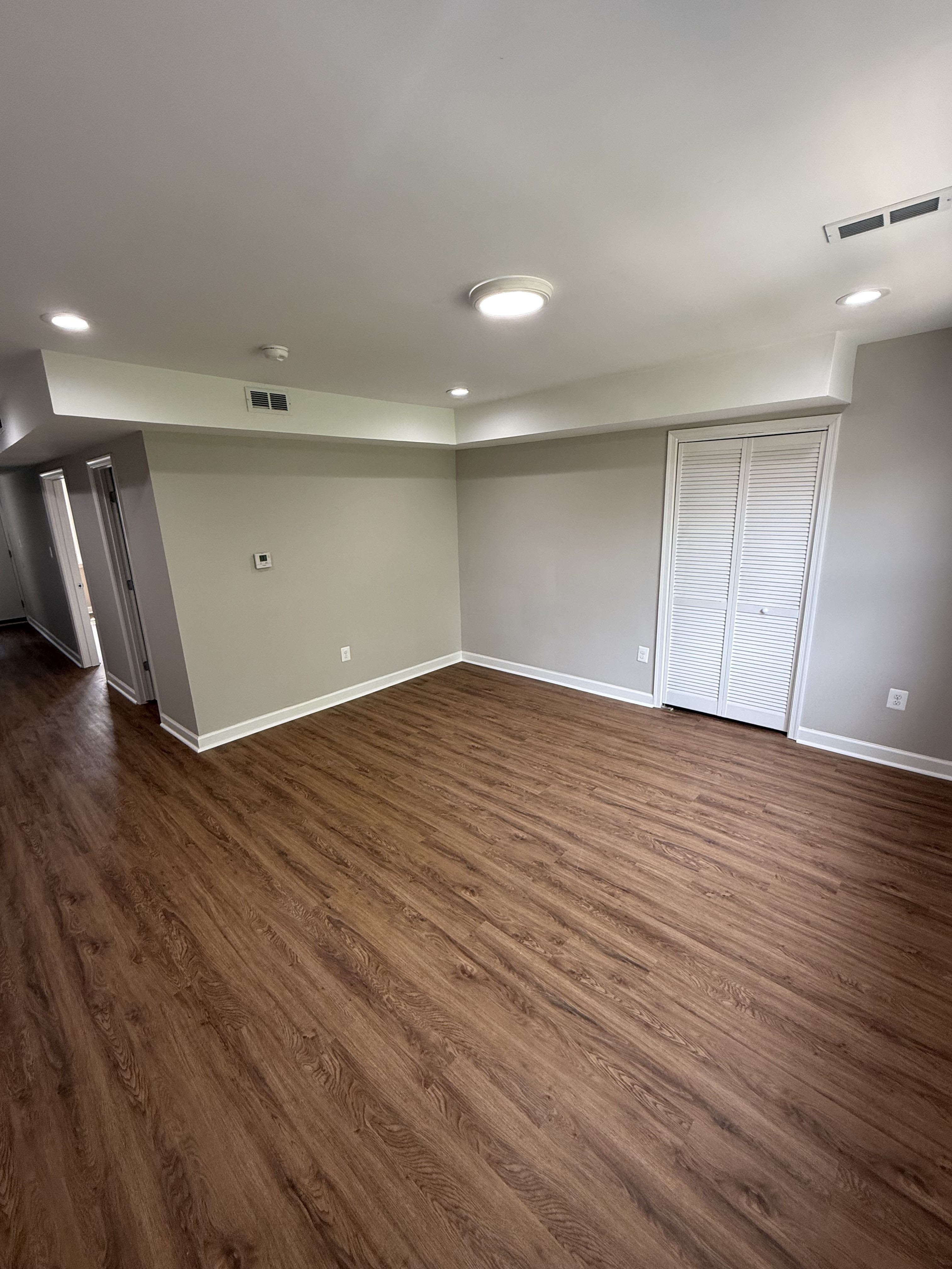 403 Newcomb Street Southeast – photo 4