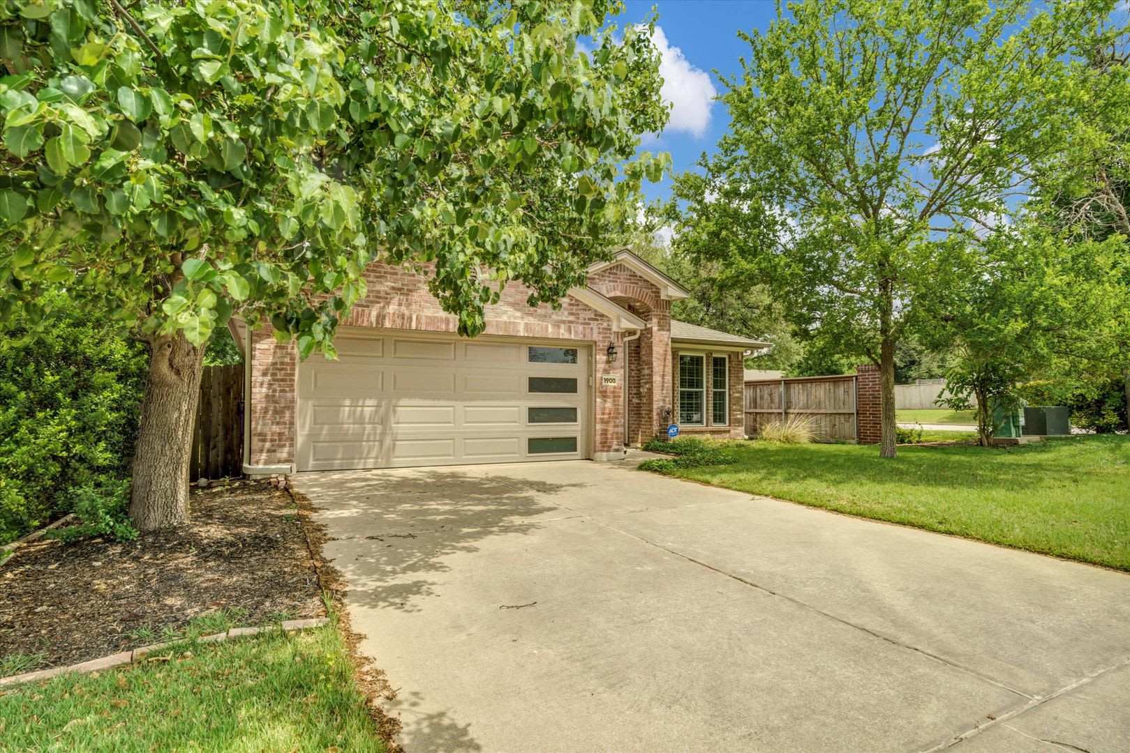 1900 Avante Dr Cedar Park Tx 78613 – photo 2