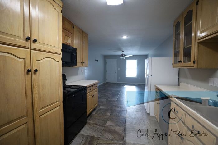 1412 West Matthews Avenue – photo 3