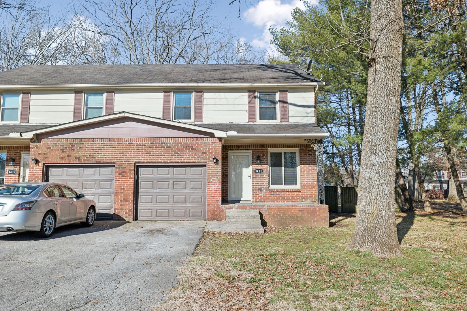 1421 Huntington – photo 1