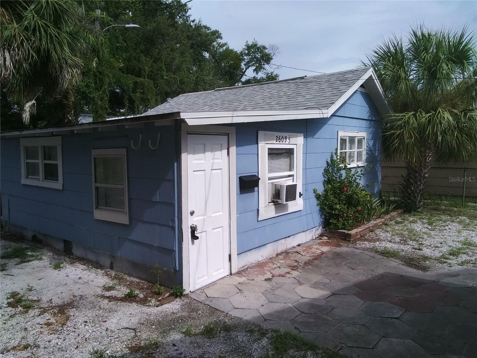 2609 4TH Street S – photo 1