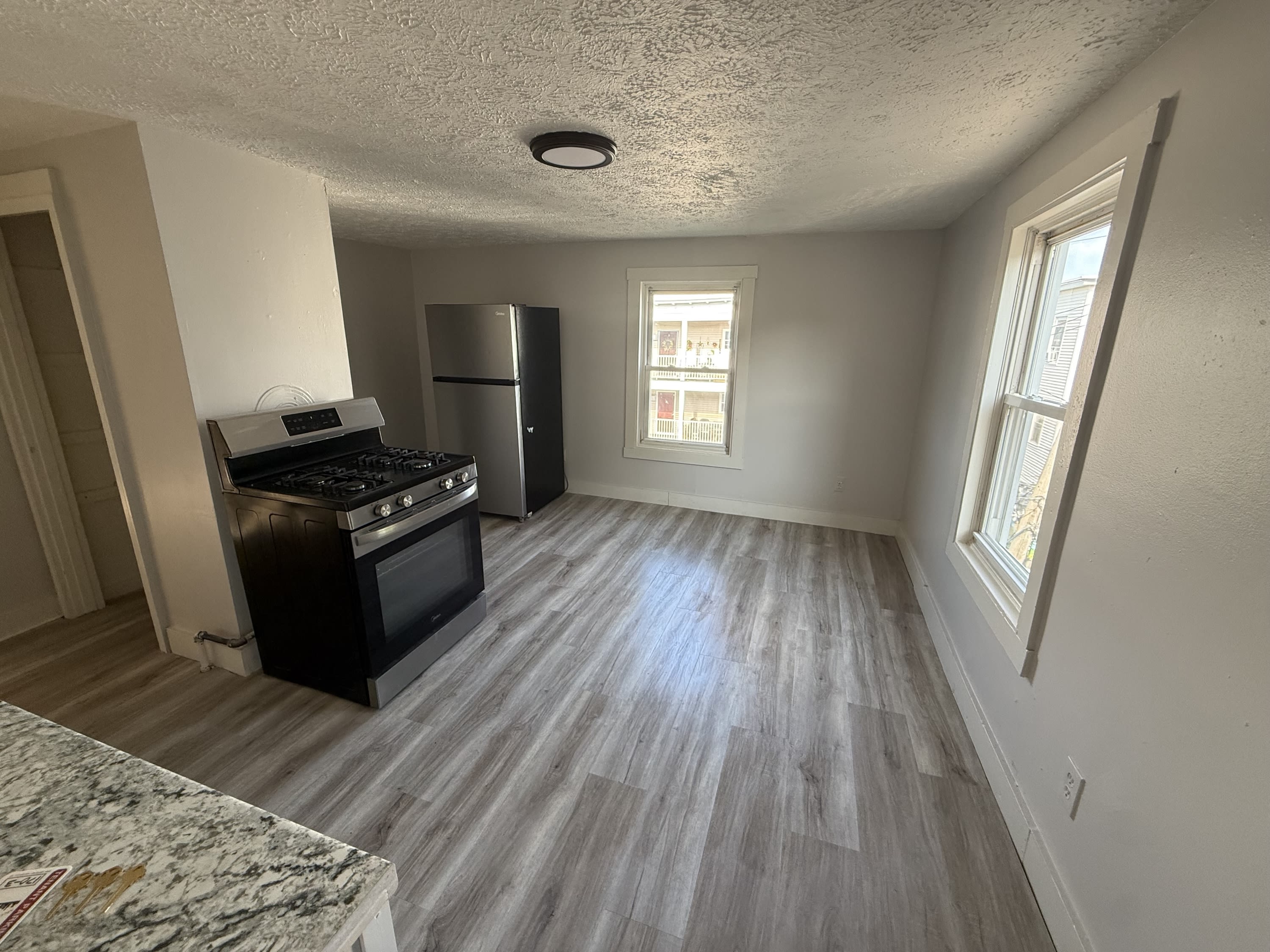 170-3 Spruce Street – photo 2