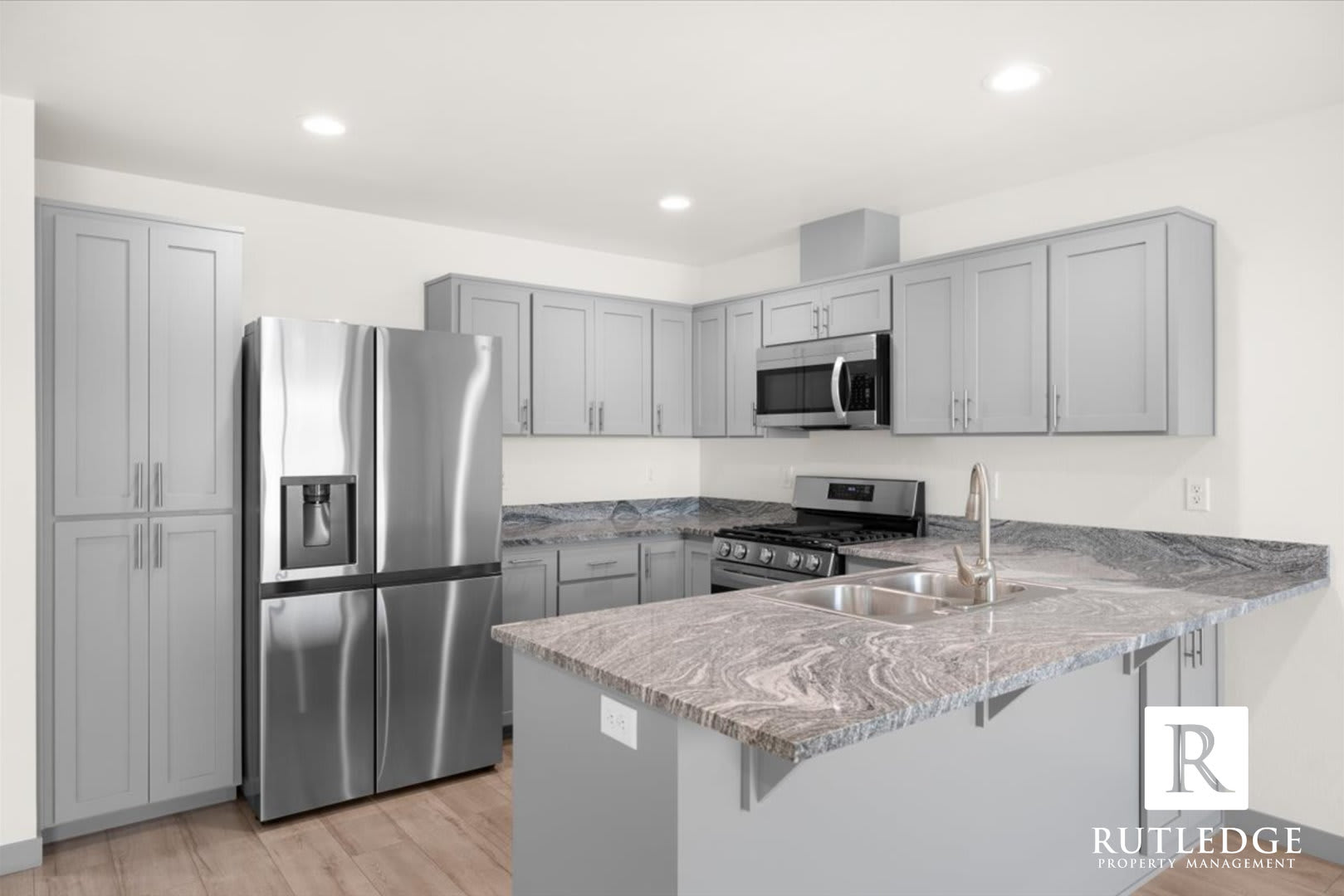 Gorgeous Brand New 3 Bedroom Townhome In Eagle Point – photo 3
