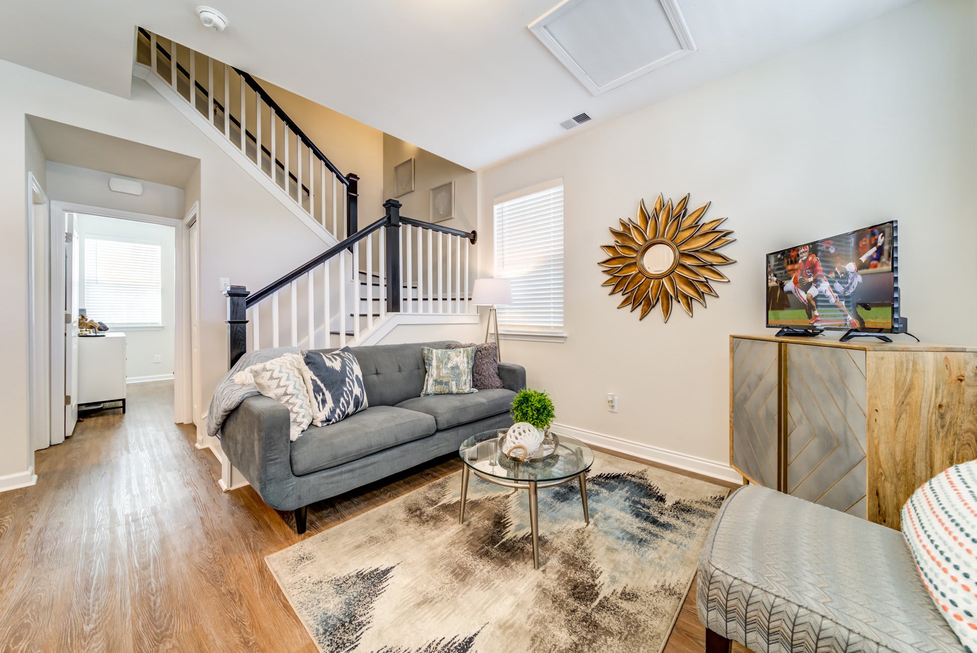 Swells Cottage Apartment Homes – photo 4