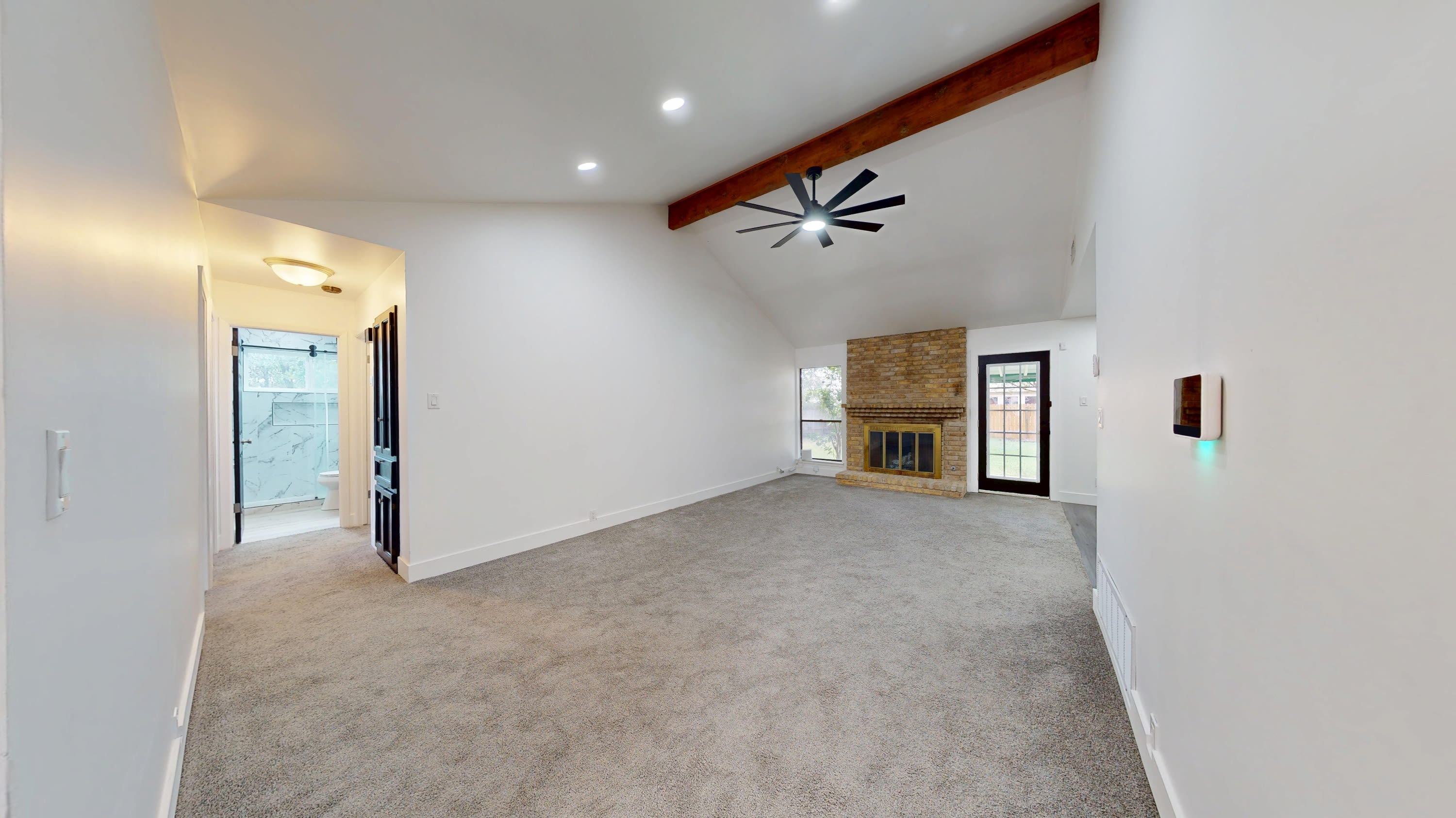 318 Renee Drive – photo 3