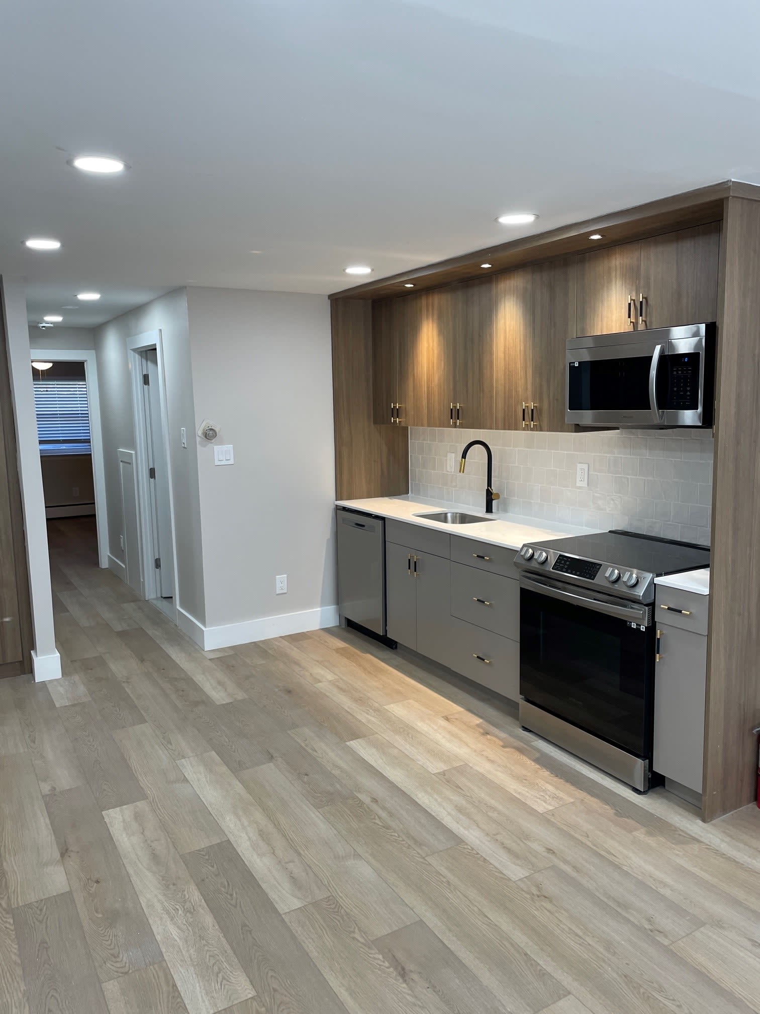Poplar Street Apartments – photo 1