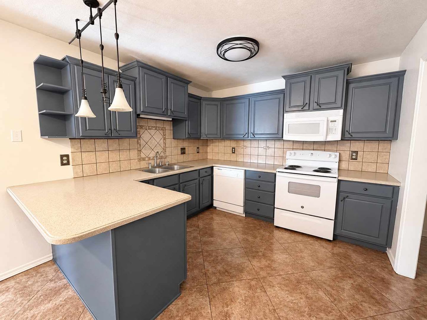 A Moore Home with Space to Make Your Own – photo 5
