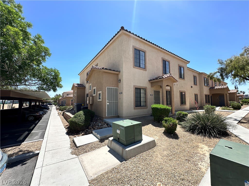 2181 Hussium Hills Street – photo 1