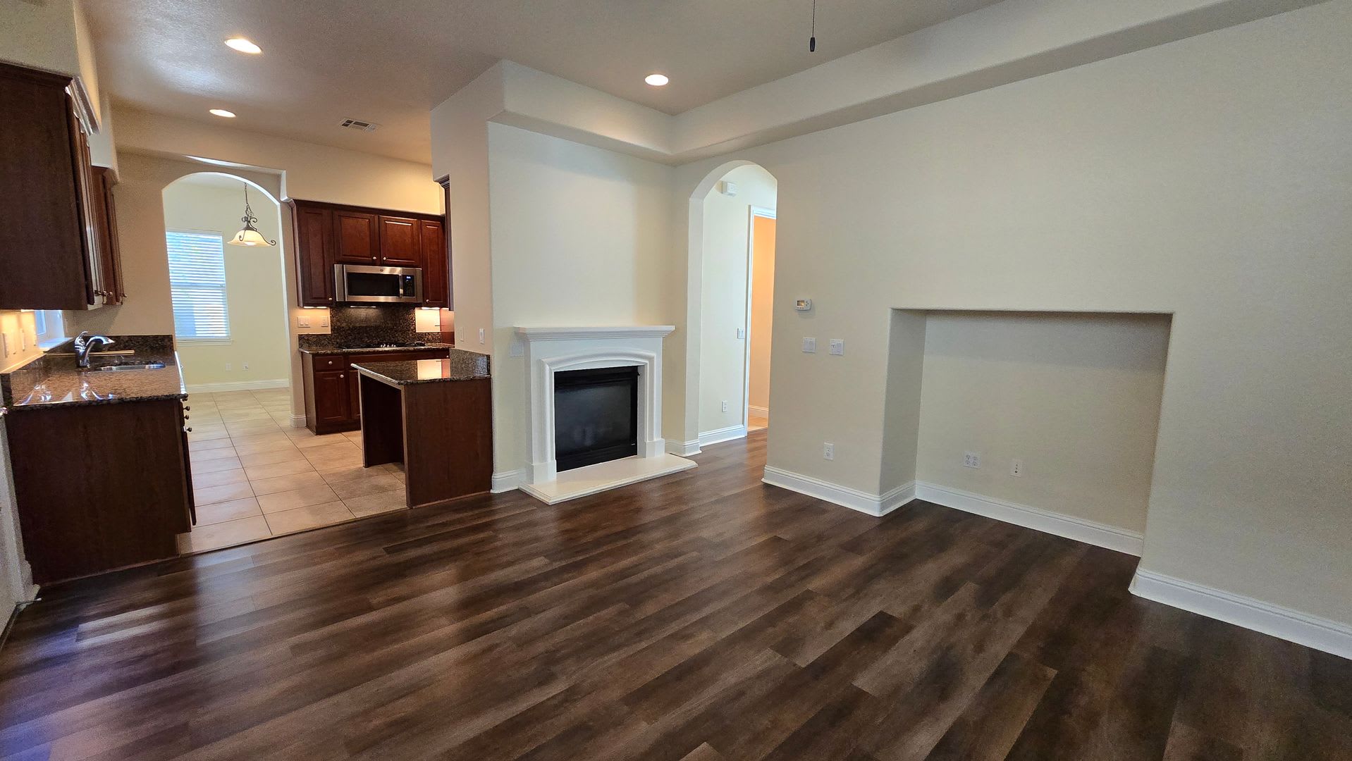 Two Story Home in Somersett Vue Community – photo 3