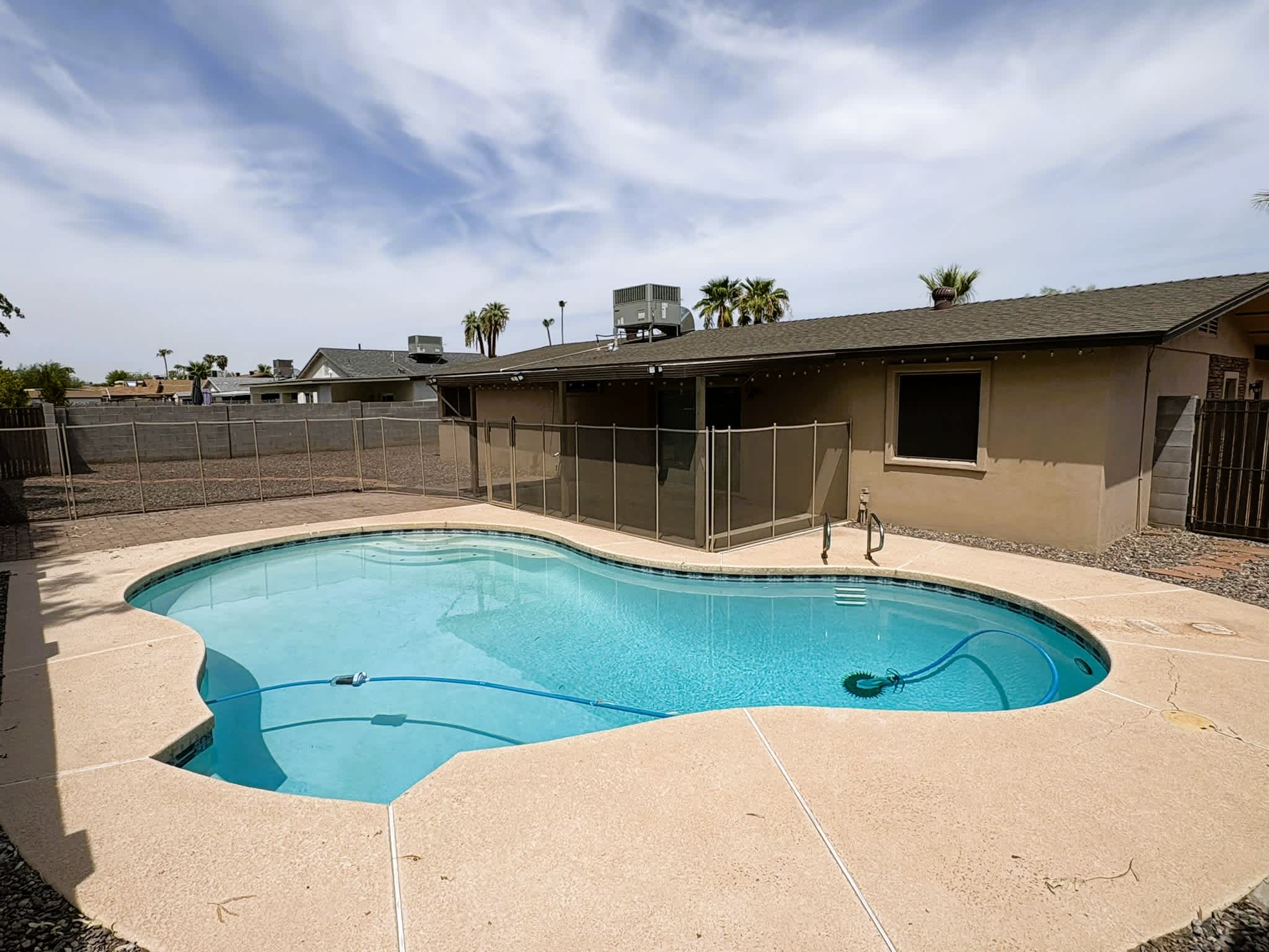1989 East Dunbar Drive – photo 2