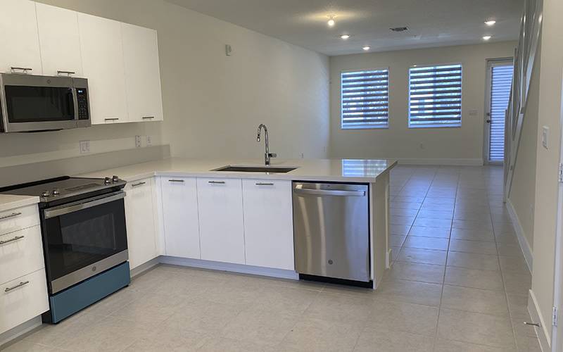 10270 Nw 66th St – photo 2